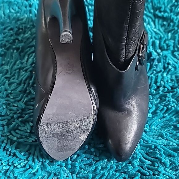 2/$20 Caressa Hayden Boots - Picture 4 of 10